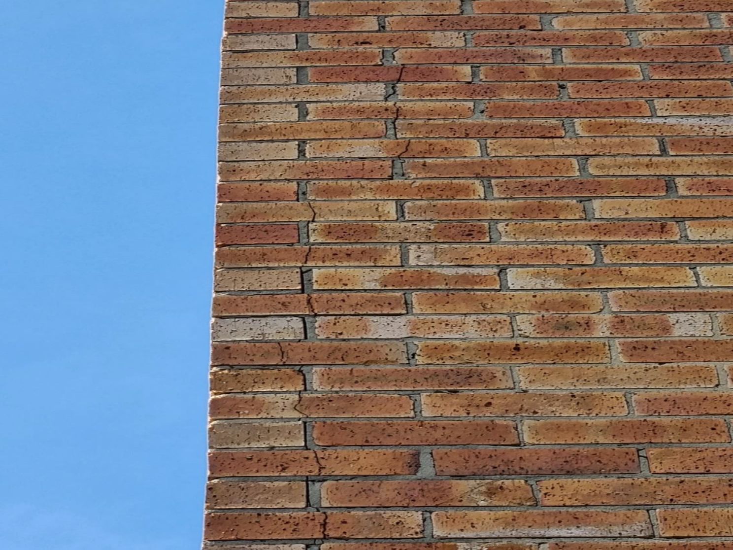Facade crack closeup Mosman